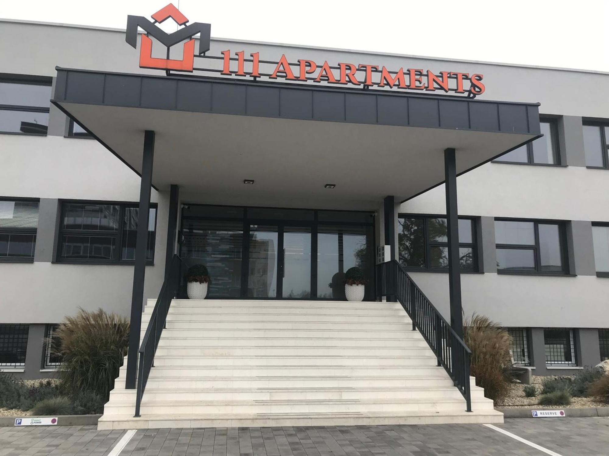111Apartments Kosice Ngoại thất bức ảnh